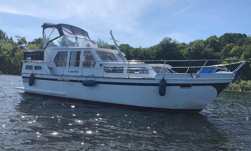 Image 4: SCHLÖSSERRUNDFAHRT Inkl. Skipper Potsdam