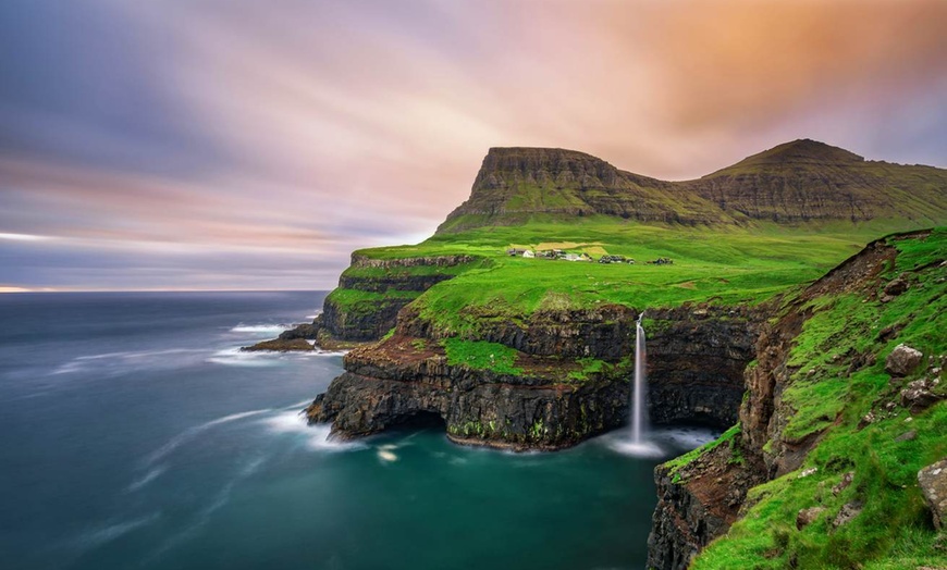 Image 4: ✈ ISLANDE | Tórshavn - Iles Féroés 4* - Circuit