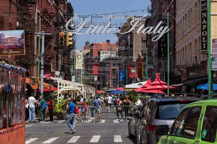 City of Contrasts Tour-Manhattan, Bronx, Queens and Brooklyn