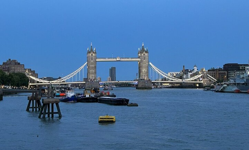 Image 13: London Twilight Walking Tour Lights, Legends and the Thames