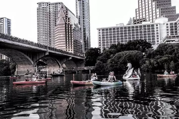 Congress Avenue Bat Bridge Kayak Tour in Austin