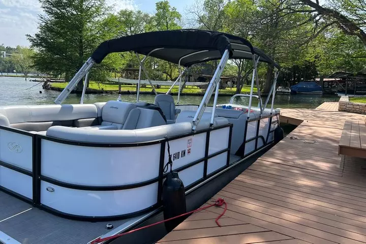 Lake Austin Scenic History Tour 2-Hour, Fully Shaded, All Ages