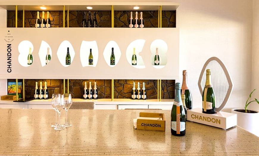 Image 6: Moët et Chandon Veuve Clicquot Taittinger Champagne Paris Tour