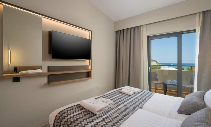 Image 3: ✈ CRÈTE | Georgioupolis - Mare Village 4* - Tout inclus