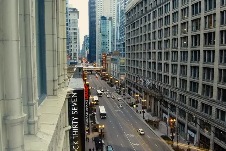 Chicago Mobsters & Movies: Gangster History & Movie Walking Tour