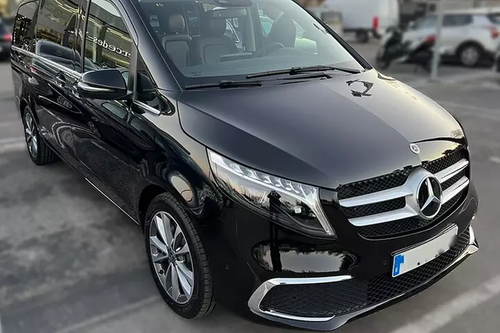 Traslado privado desde Chamartín a Madrid - Primary Image