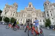 Recorrido guiado en bicicleta por Madrid: Plaza Mayor, Parque del Retiro y más - Second Medium