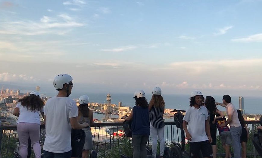Image 4: Montjuic Tour panorámico en Segway/e-Bike