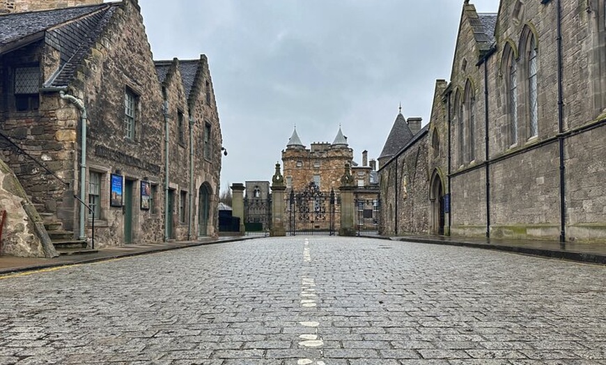 Image 3: Royal Mile Walking Tour Small Group