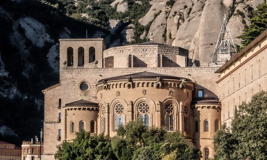 Image 3: Montserrat Experiencia de ida y vuelta de medio día