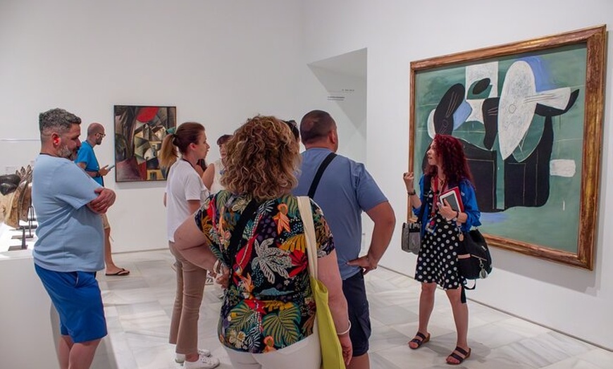 Image 3: Visita al Museo Reina Sofía: Obras maestras con guía local