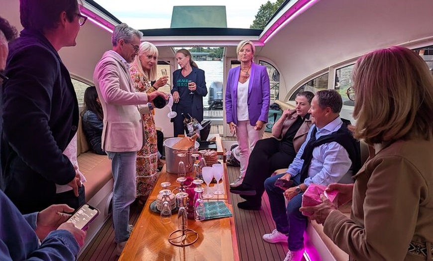 Image 5: Dégustation de Vin et Fromage dans une Croisière VIP sur la Seine