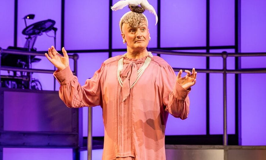 Image 15: London Theatre: Titanique