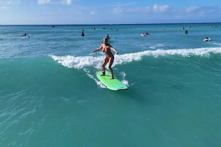 Surf Lessons For Beginners in Waikiki