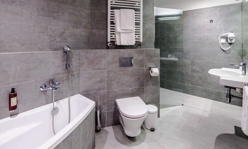 Image 11: ✈ POLEN | Krakau - Aparthotel Lwowska 1 4*, 3 nachten - Spa