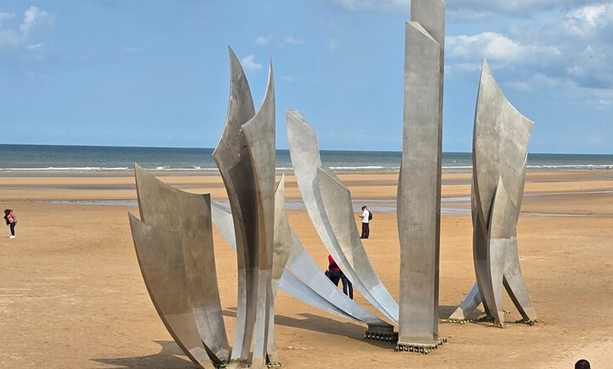 Image 20: Voyage privé de Paris à Normandie