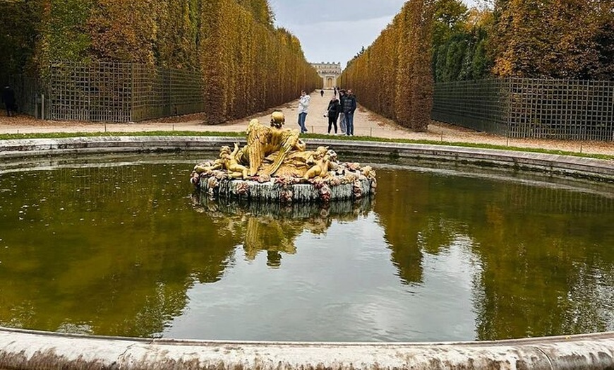 Image 4: Billet Versailles Palace Paris Trianon Estate Gardens