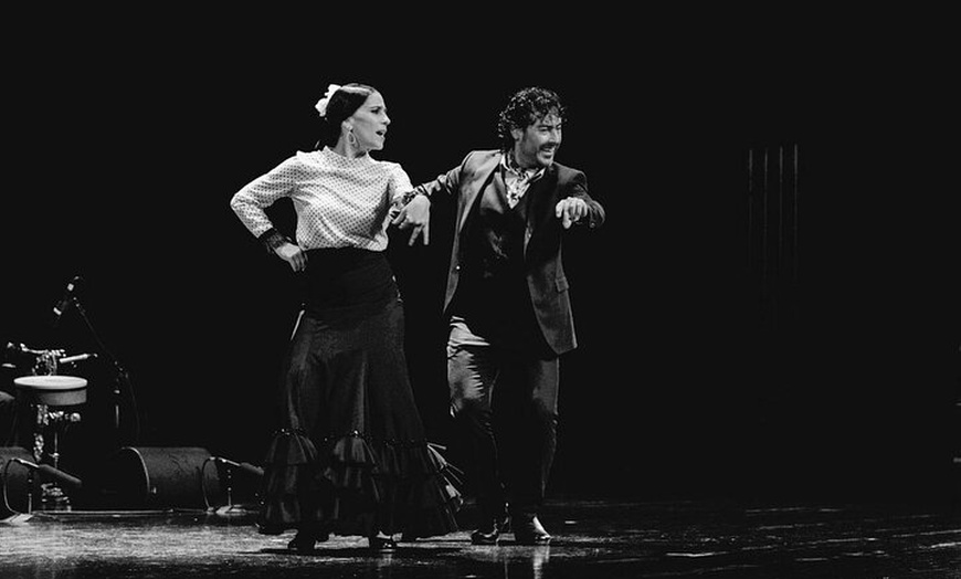 Image 8: Nochevieja y cena de gala en Tablao Flamenco Las Tablas 2025