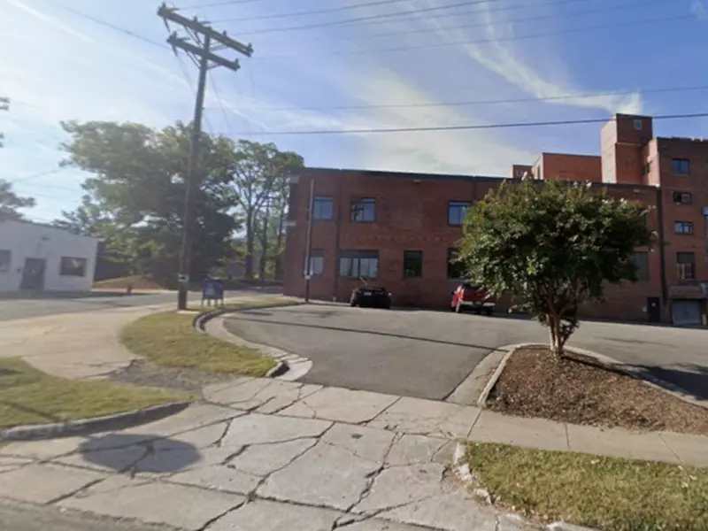 Parking at 447 Morris St. Lot