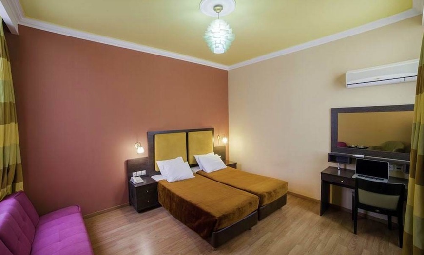 Image 11: ✈ ATENY I OKOLICE | Ateny - Delphi Art Hotel 3* - City break