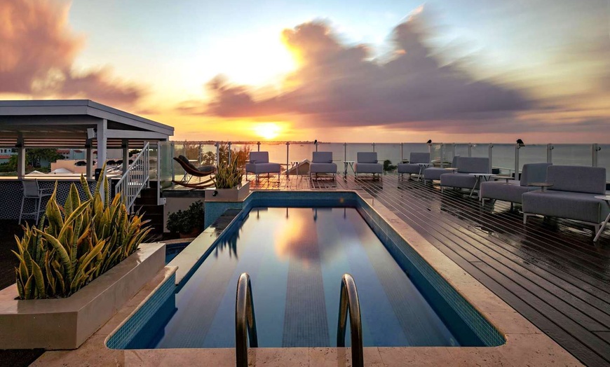 Image 15: ✈ BARBADE | Christ Church - O2 Beach Club & Spa 4*, 5 nuit - Piscin...