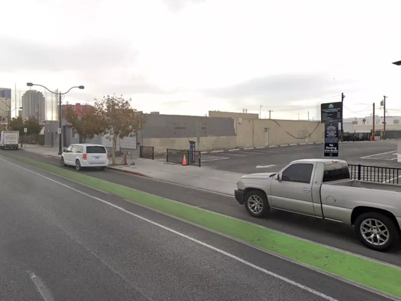 Parking at 1502 S. Commerce St. Lot