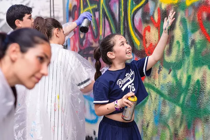 Wynwood Walls Admission and Official Spray Painting Experience