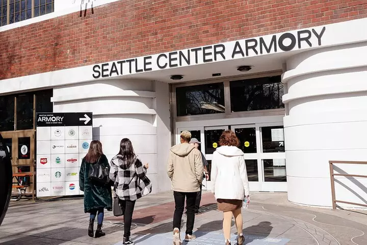 Chef Food Tour of Seattle Space Needle and Seattle Center