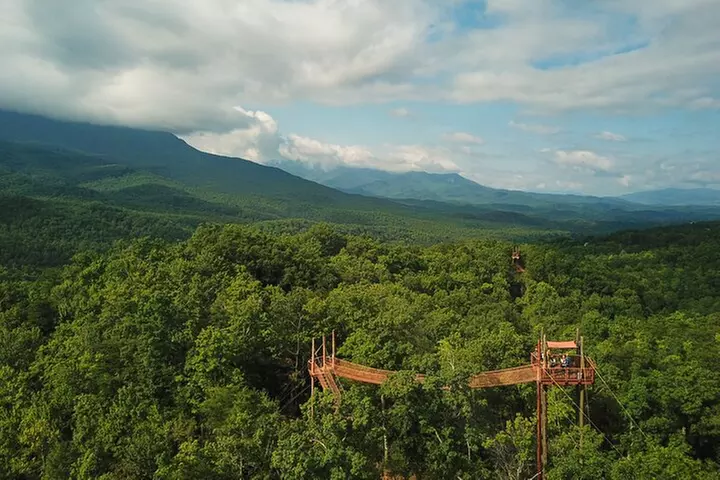 Mountaintop Zipline 2-Hours Activity