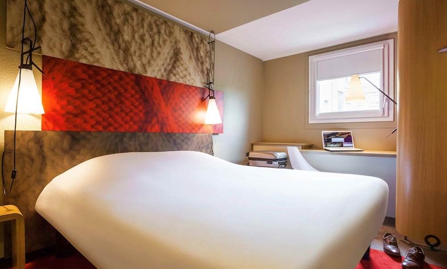 Image 88: ✈ ÎLE-DE-FRANCE | Paryż - Ibis Paris Alesia Montparnasse 3*, 1 nocy...