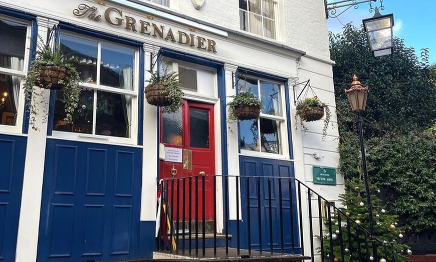 Image 21: Private London Pub Tour in Iconic London Taxi