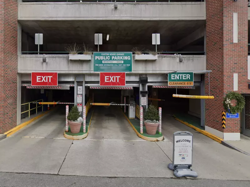 Parking at Custom House Garage