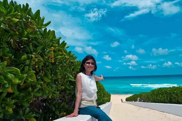 Cancun Shopping Private Guided Tour & City Sightseeing