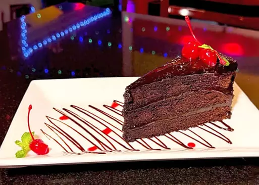 5% Cash Back at Bolivar Restaurant Bar Lounge