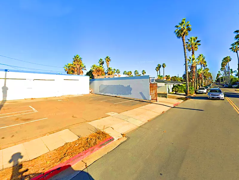 Parking at 1404 Sunset Cliffs Blvd. Lot