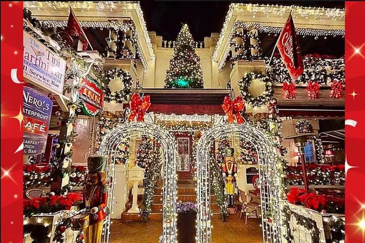 St Augustine Nights of Lights Tour on Premium Electric Cart