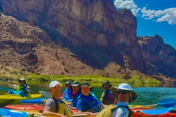 Emerald Cave Kayaking Tour from Las Vegas, Best Dam 1/2 Day Trip