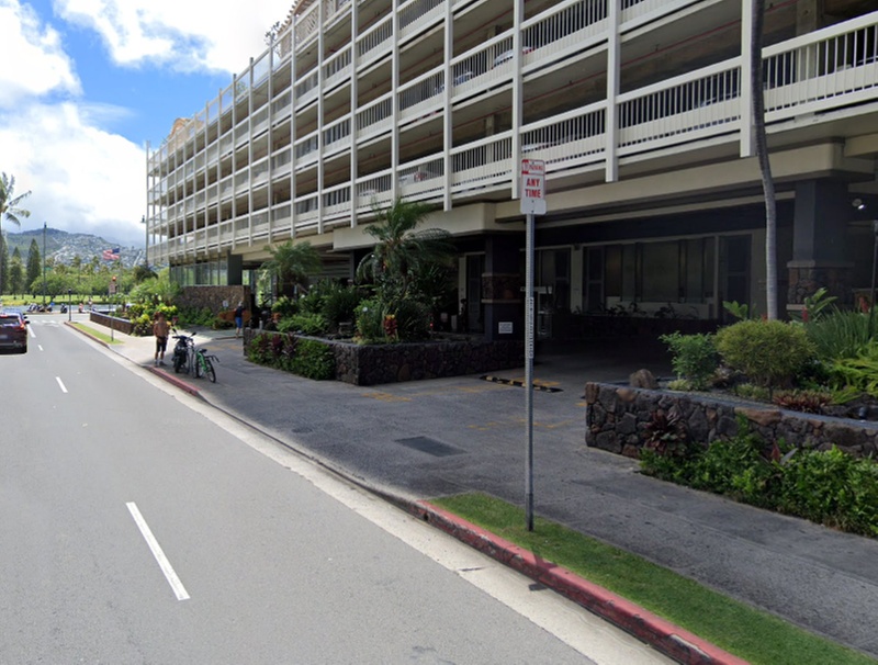 Parking at Island Colony Garage