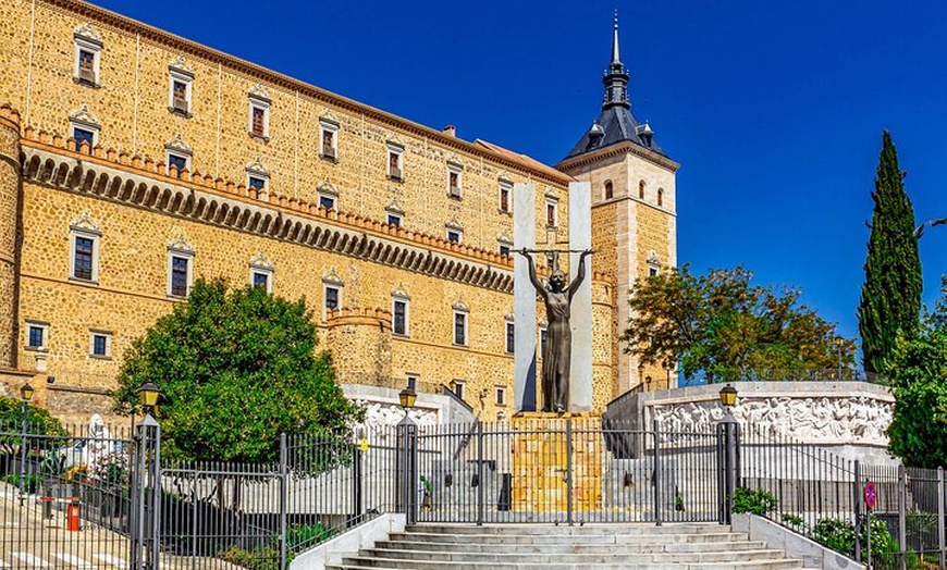 Image 3: Tour a pie por Toledo con audioguía en tu smartphone