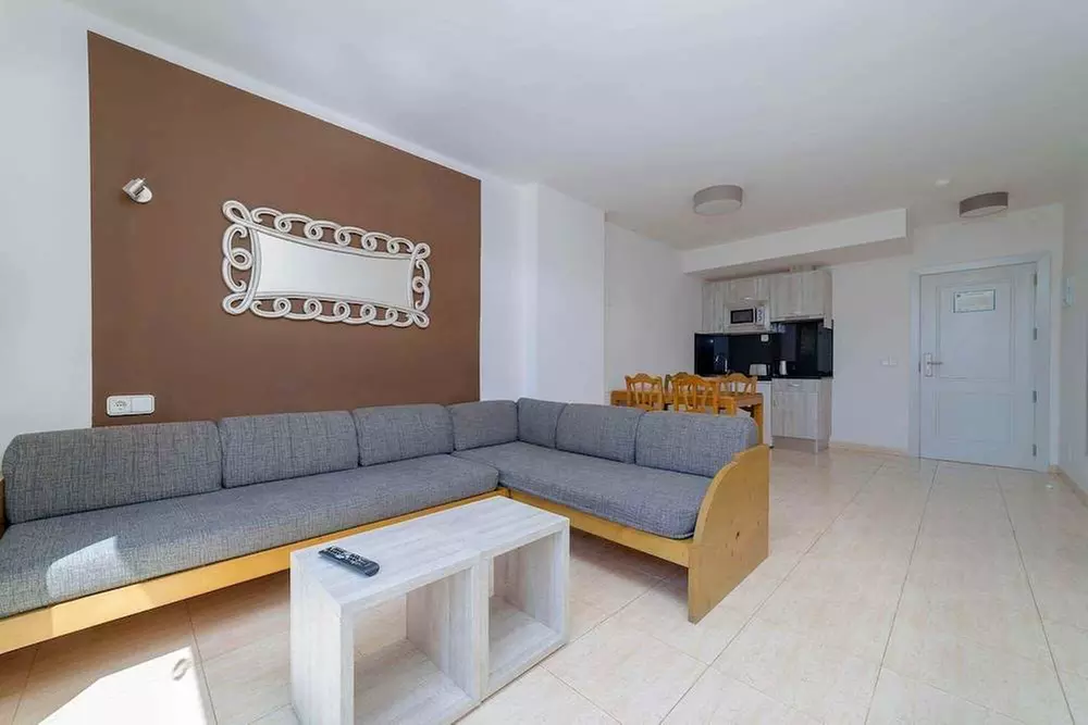 ✈ LANZAROTE | Costa Teguise - Galeón Playa 3*, 4 nights - City centre