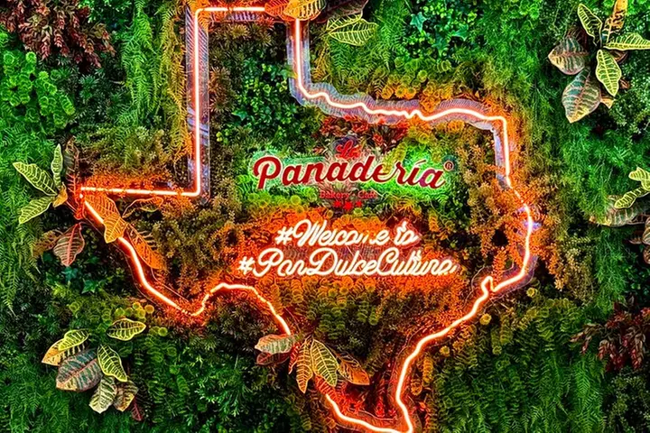 San Antonio Centre Food Tour of 6 Tastings with Tacos & Ice Cream