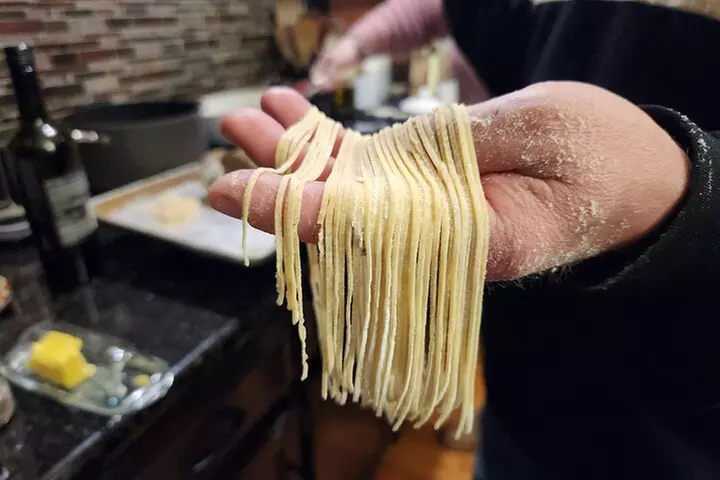 Experience Chicago Cooking Class with Deep Dish Pizza or Pasta