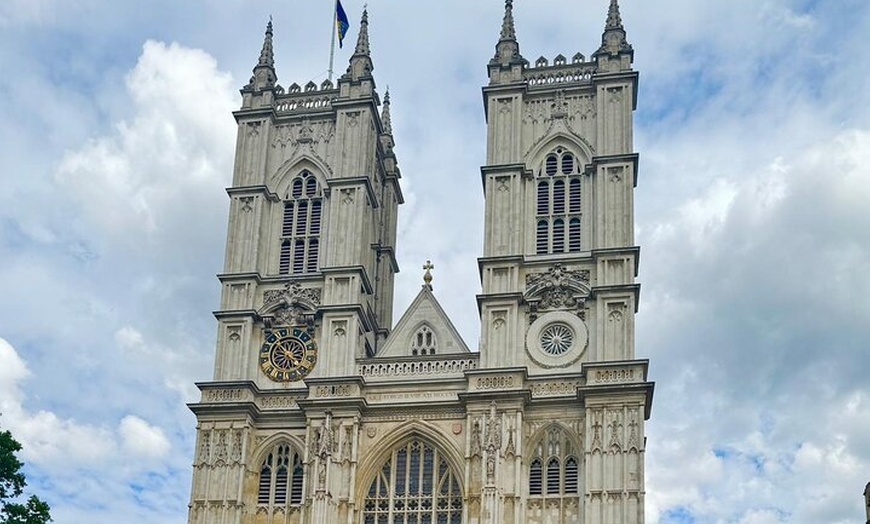 Image 14: Private London City Tour in Luxury Vehicle