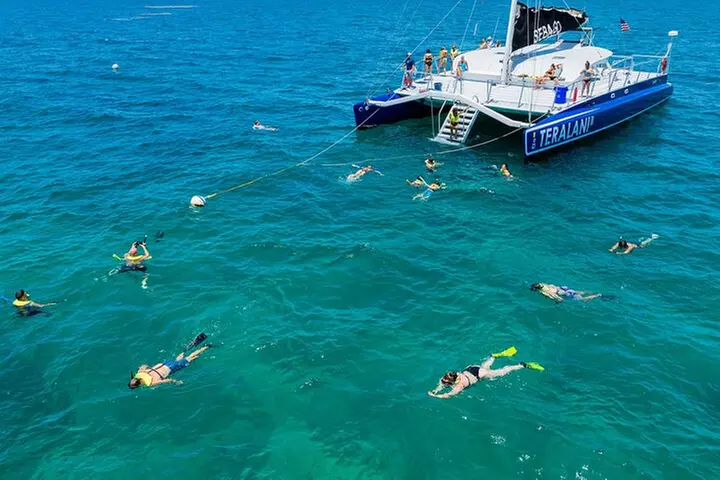 Key West Afternoon Snorkel Sail with Unlimited Cocktails!