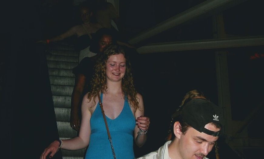 Image 42: OG Barcelona Night Adventure — 3 bares, 3 chupitos y entrada VIP al...