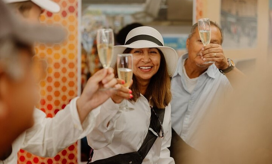 Image 9: Tour gastronómico por Barcelona con visita a un mercado local