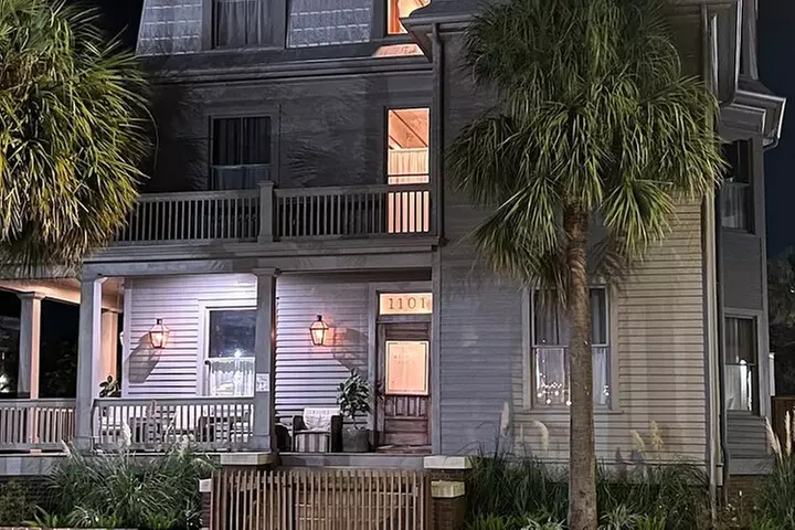 The Historic Galveston Ghost Tour