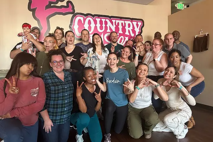 Line Dance Lesson in Nashville Country Fusion