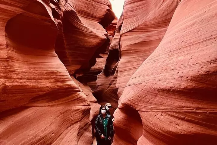 Private Tour Antelope Canyon and Horseshoe from Las Vegas 6 Seats