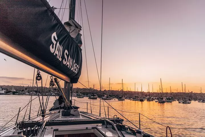 Small-Group San Diego Sunset Sailing Excursion